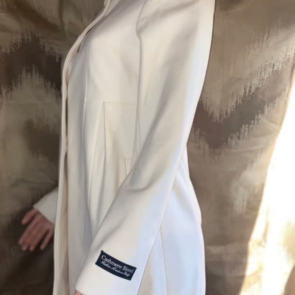 Cashmere Blend Donna Karan Cream Coat - Picture 6 of 8